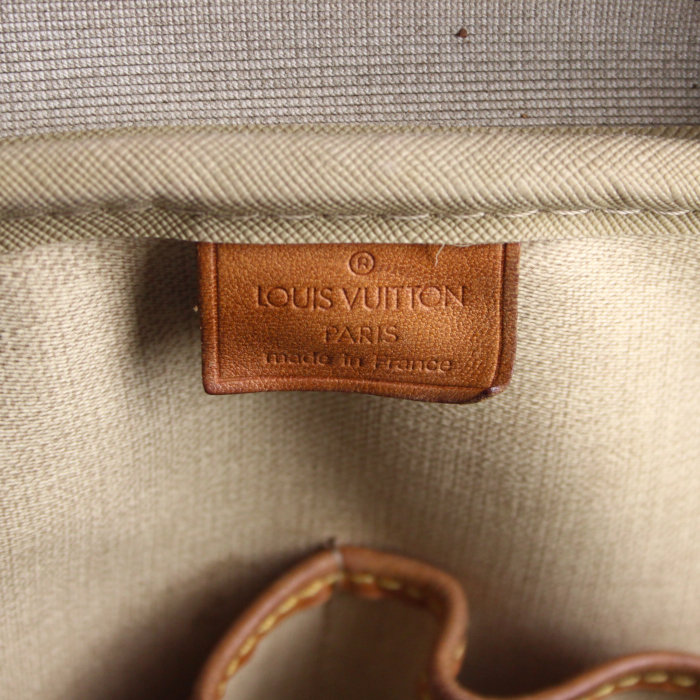 Sac à main Louis Vuitton Deauville en toile monogram et cuir naturel - Detail D3