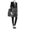 Dior Christian Dior Bagage clothes-hangers in black leather - Detail D1 thumbnail