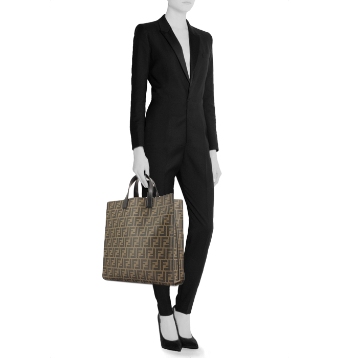 Sac cabas Fendi en toile monogram marron et cuir noir - Detail D1