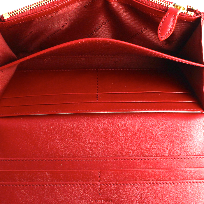 Portefeuille Burberry en cuir rouge et toile Haymarket - Detail D2