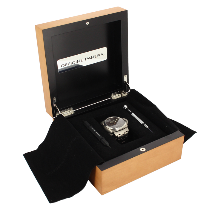 Panerai watch Luminor Marina in titanium Ref :  OP 6898 Circa  2000 - Detail D3