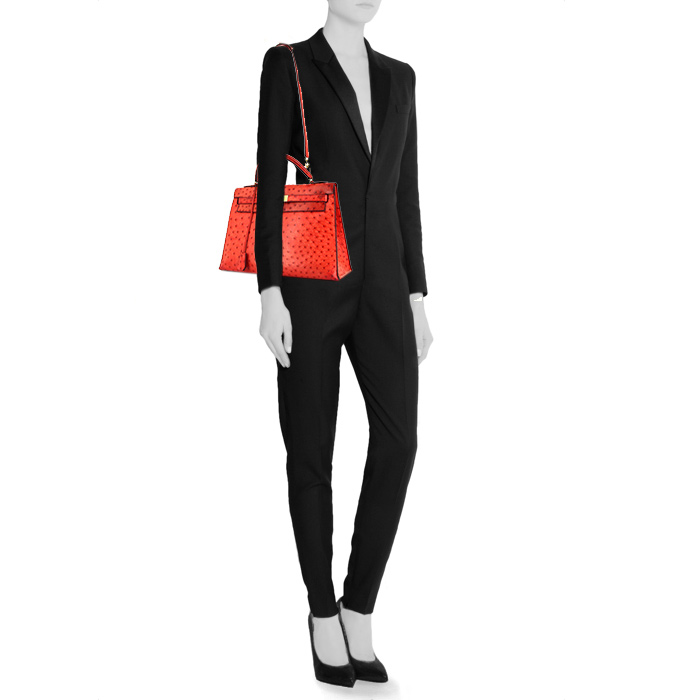 Bolso de mano Hermes Kelly 32 cm en avestruz rojo - Detail D1