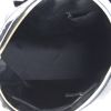 Bolso de mano Yves Saint Laurent Muse modelo mediano en charol negro - Detail D2 thumbnail