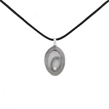 Chopard Happy Spirit pendant in white gold and diamonds