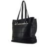 Shopping bag Chanel in pelle martellata nera con motivo a quadri - 00pp thumbnail