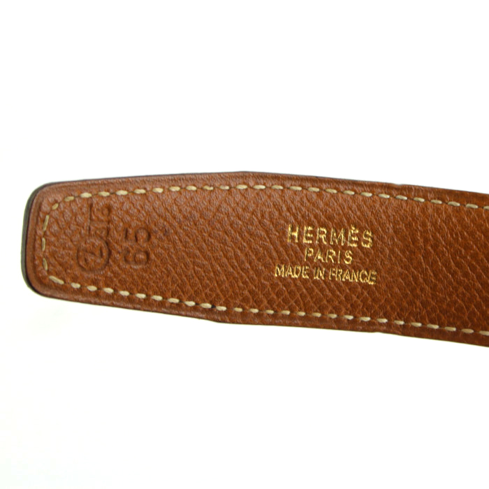 Cinturón Hermes modelo pequeño en cuero negro - Detail D1