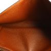 Billetera Louis Vuitton Sarah en lona Monogram y cuero marrón - Detail D2 thumbnail