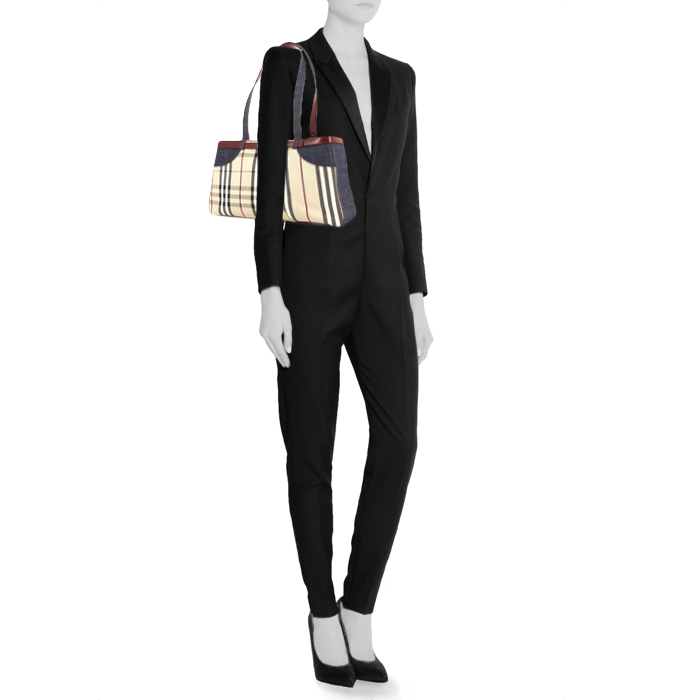 Burberry handbag in beige Haymarket canvas and denim canvas - Detail D1