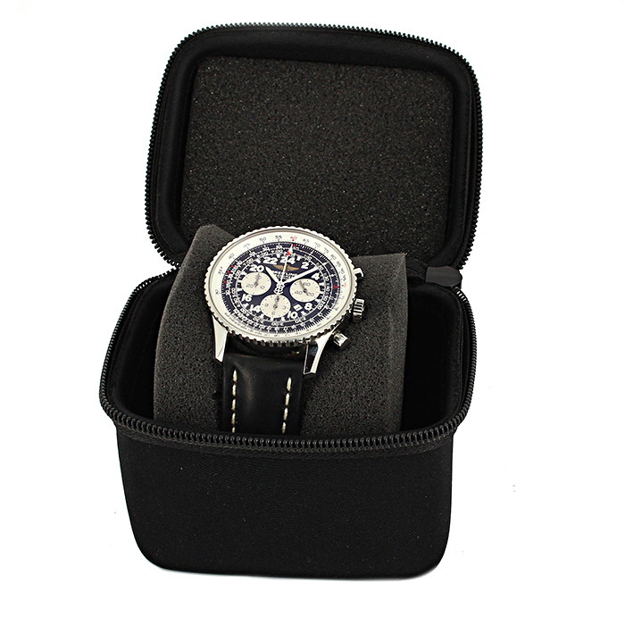 Breitling Navitimer Cosmonaute watch in stainless steel Circa 2000 - Detail D2