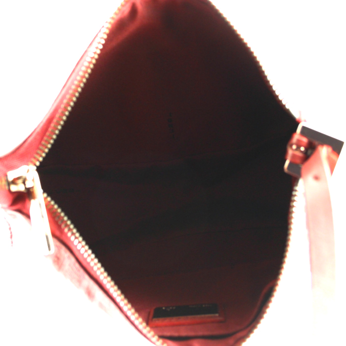 Bolso de mano Fendi en lona Monogram y cuero color burdeos - Detail D2