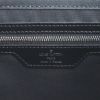 Mochila Louis Vuitton en cuero taiga negro - Detail D3 thumbnail