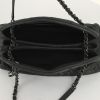 Bolso de mano Chanel en cuero acolchado negro - Detail D2 thumbnail