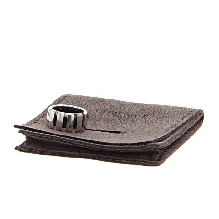 Chaumet Class One large model ring in white gold,  rubber and diamonds - Detail D2