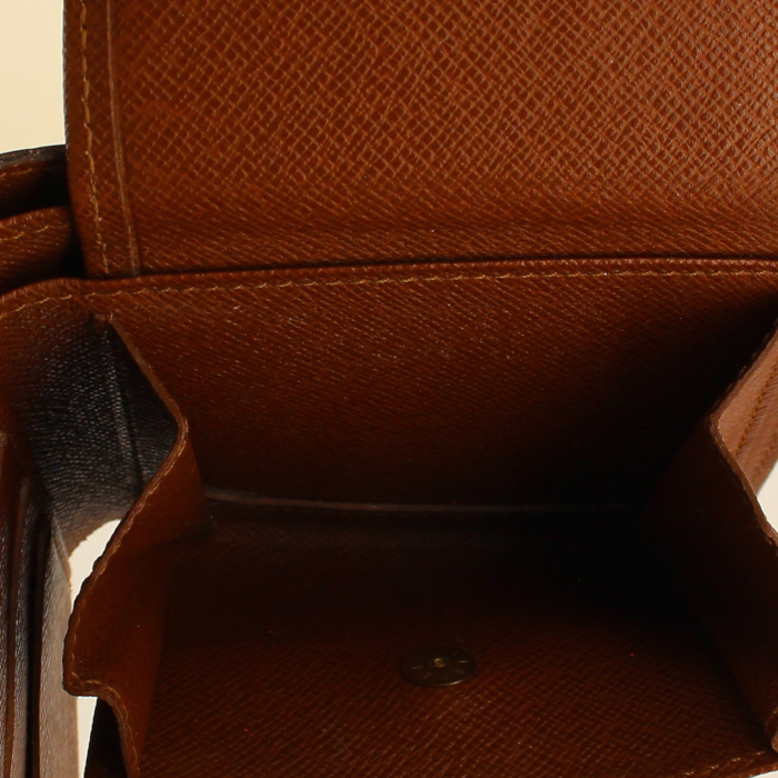 Monedero Louis Vuitton en lona Monogram - Detail D2