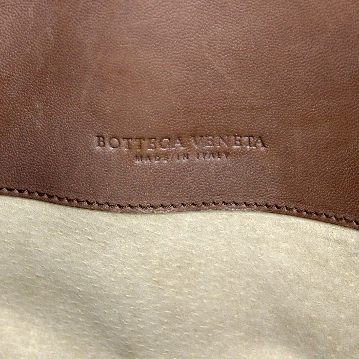 Bottega Veneta handbag in brown and beige shading braided leather - Detail D4