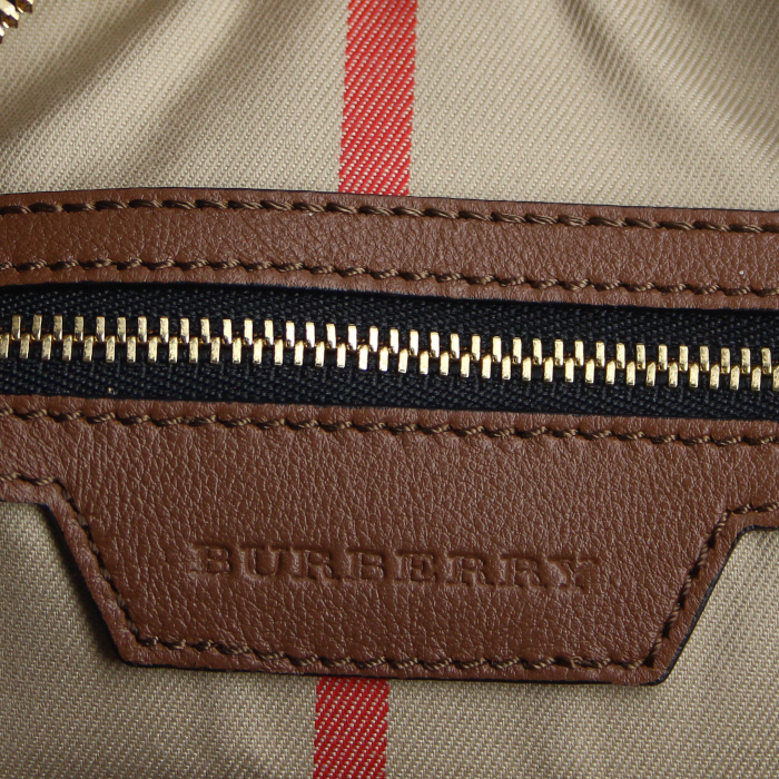 Bolso de mano Burberry en cuero marrón - Detail D4