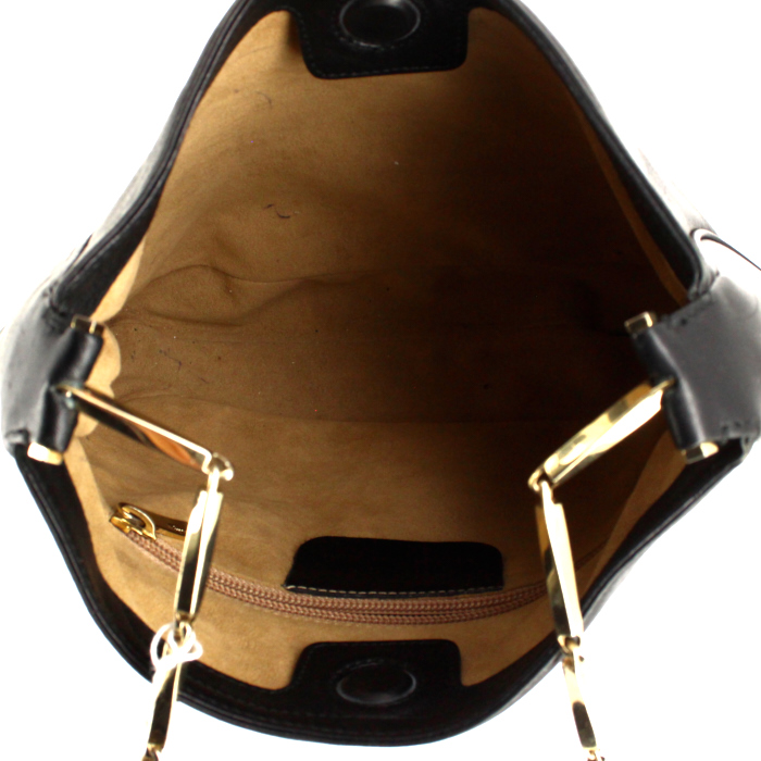 Salvatore Ferragamo handbag in black leather - Detail D2