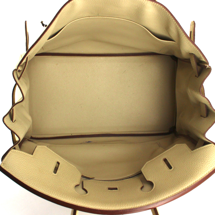 Sac à main Hermes Birkin 35 cm en cuir togo blanc-cassé - Detail D2