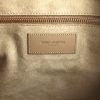 Bolso de mano Saint Laurent Duffle en cuero bicolor beige y negro - Detail D4 thumbnail