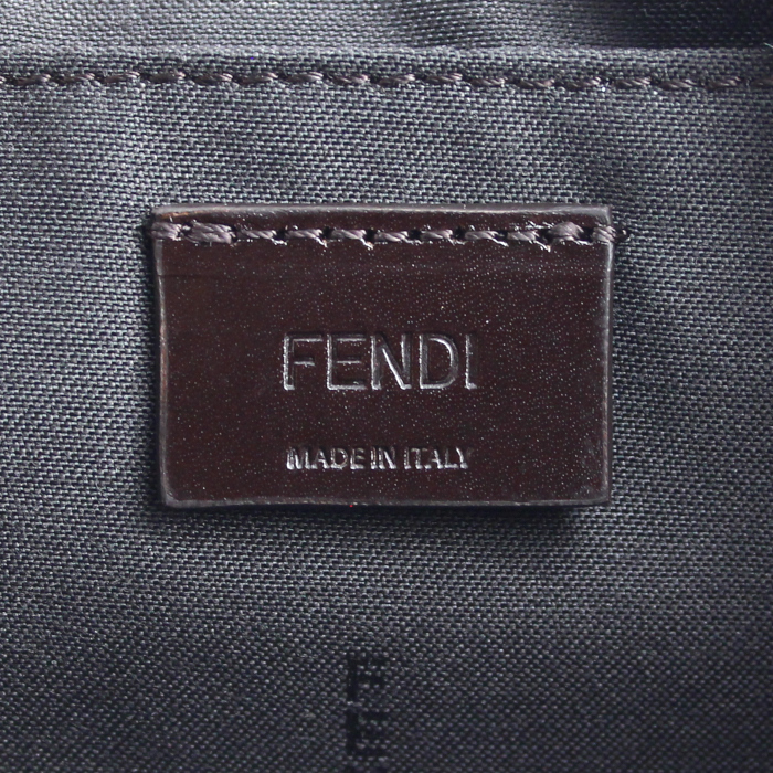 Bolsito de mano Fendi en lona Monogram y cuero rosa - Detail D3