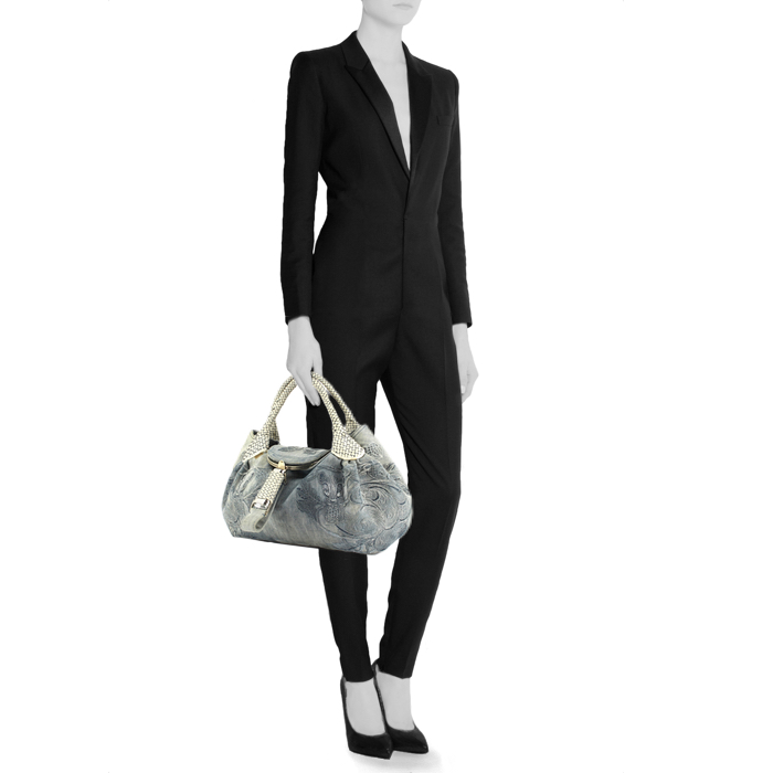 Fendi handbag in blue denim canvas and white leather - Detail D1
