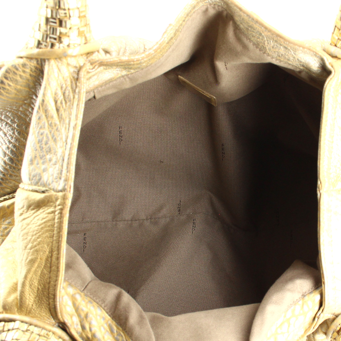 Fendi handbag in gold leather - Detail D2