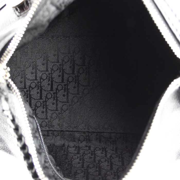 Bolso de mano Dior en cuero negro - Detail D3
