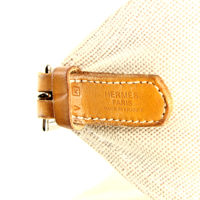 Sac porté épaule Hermes en toile beige et cuir naturel - Detail D3