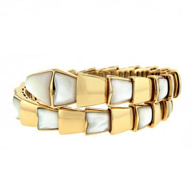 Bracelet articulé Bulgari Serpenti en or jaune et nacre blanche