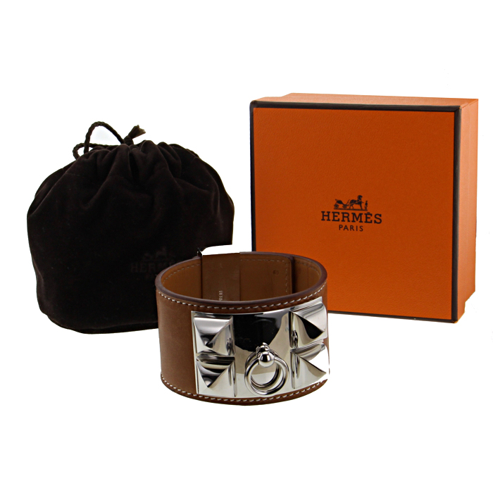 Brazalete Hermes Médor en paladio y cuero Barenia marrón - Detail D2