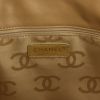 Sac cabas Chanel petit Shopping en cuir matelassé beige - Detail D3 thumbnail