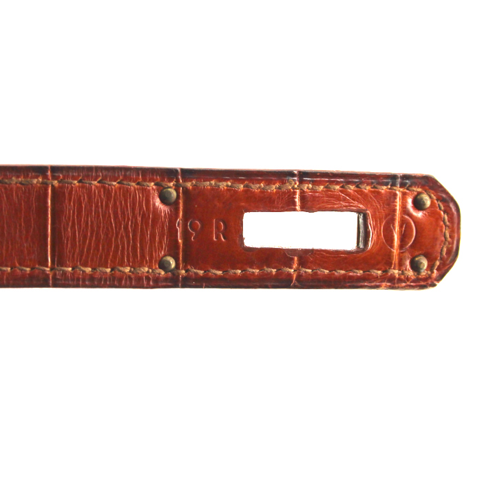 Sac à main Hermes Kelly 32 cm en alligator marron-havane - Detail D5