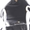 Bolso de noche Yves Saint Laurent en satén negro - Detail D2 thumbnail