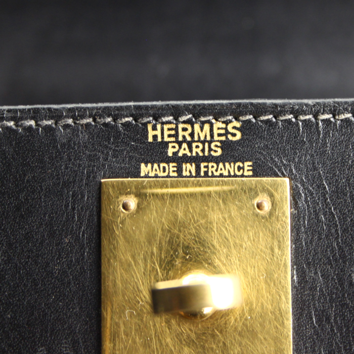 Sac à main Hermes Kelly 28 cm en cuir box noir - Detail D4