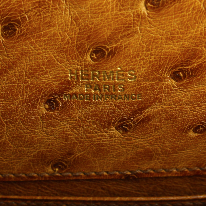 Hermes shoulder bag Kelly Sport in gold ostrich leather - Detail D3