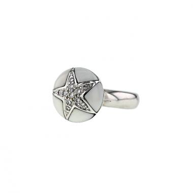 Chanel Cometes ring in white gold,  cacholong and diamonds Chanel Cometes ring in white gold,  cacholong and diamonds