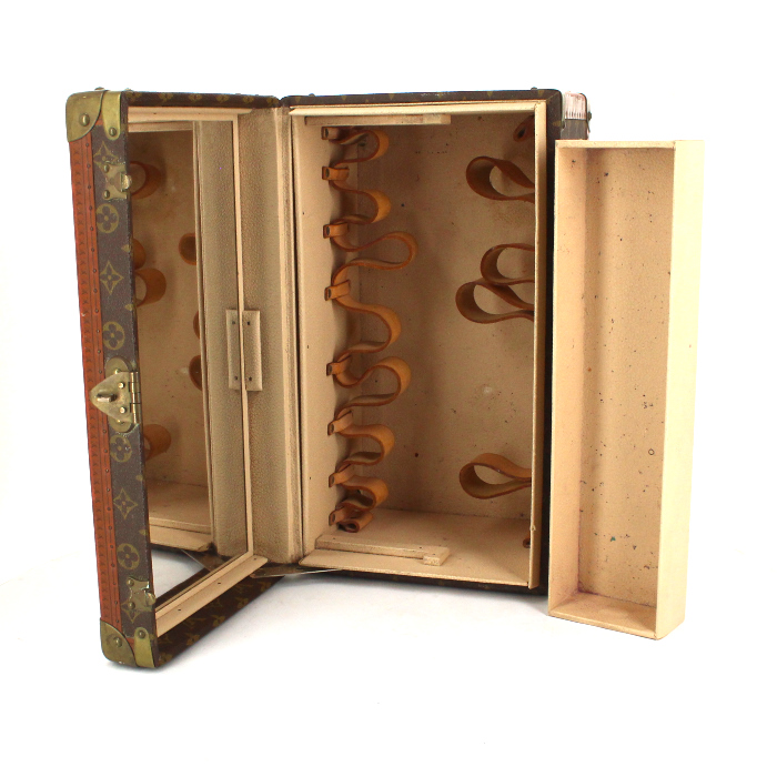 Louis Vuitton vanity case in monogram canvas and natural leather - Detail D3