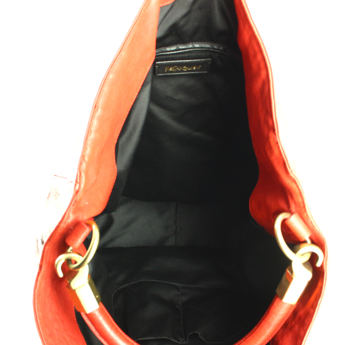 Saint Laurent Roady handbag in red leather - Detail D2