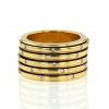 Piaget Possession large model ring in yellow gold and diamonds - 360 thumbnail