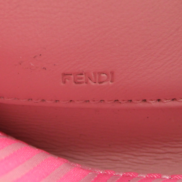 Billetera Fendi en lona Monogram marrón - Detail D3