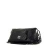 Chanel Pocket in the city shoulder bag in black grained leather - 00pp thumbnail