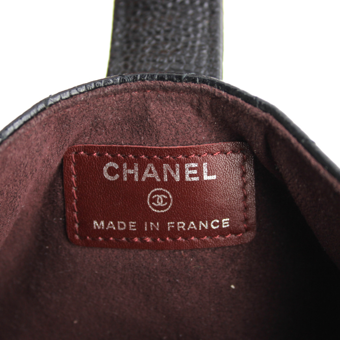 Monedero Chanel en cuero granulado acolchado negro - Detail D3