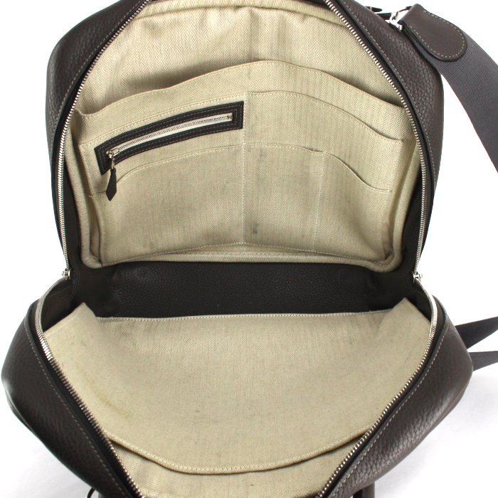Hermes messenger bag in grey togo leather - Detail D3