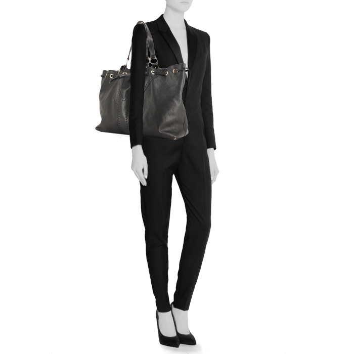 Sac cabas Saint Laurent Reversible en cuir noir et cuir mordoré - Detail D1