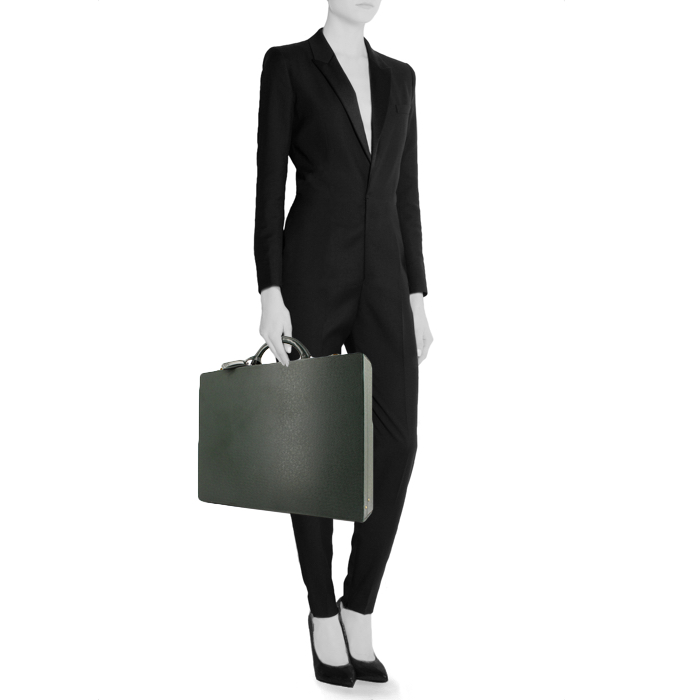 Louis Vuitton President briefcase in green taiga leather - Detail D1