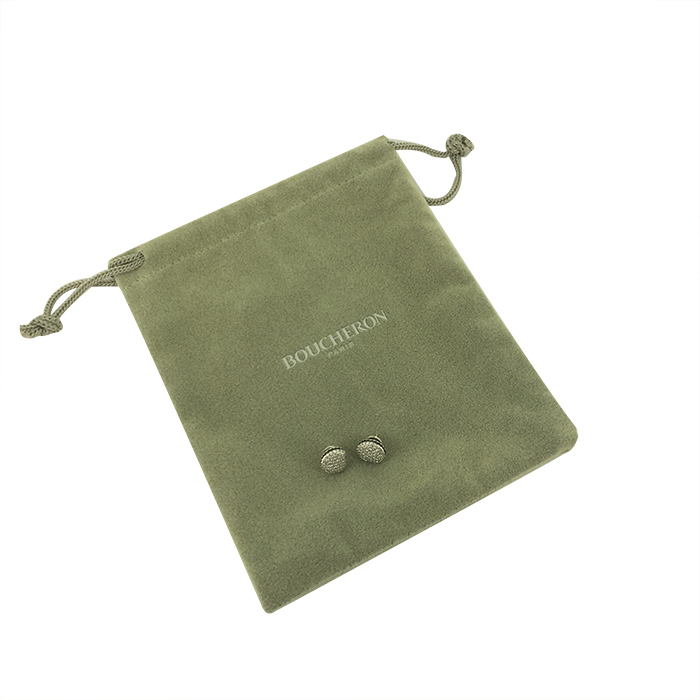 Pendientes Boucheron Tentation Macaron modelo pequeño en oro blanco,  diamantes y zafiro negro - Detail D2