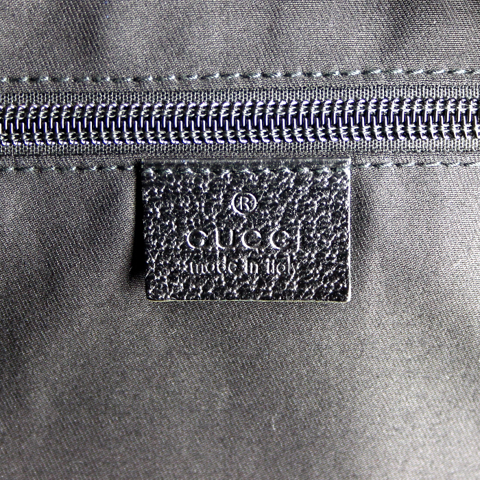 Bolsa de viaje Gucci en lona Monogram negra - Detail D3