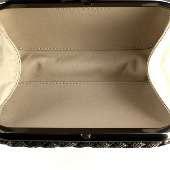 Pochette Bottega Veneta Knot en métal argenté - Detail D2