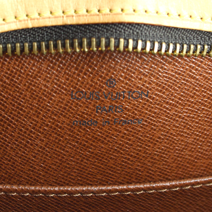 Louis Vuitton bag in monogram canvas and natural leather - Detail D3