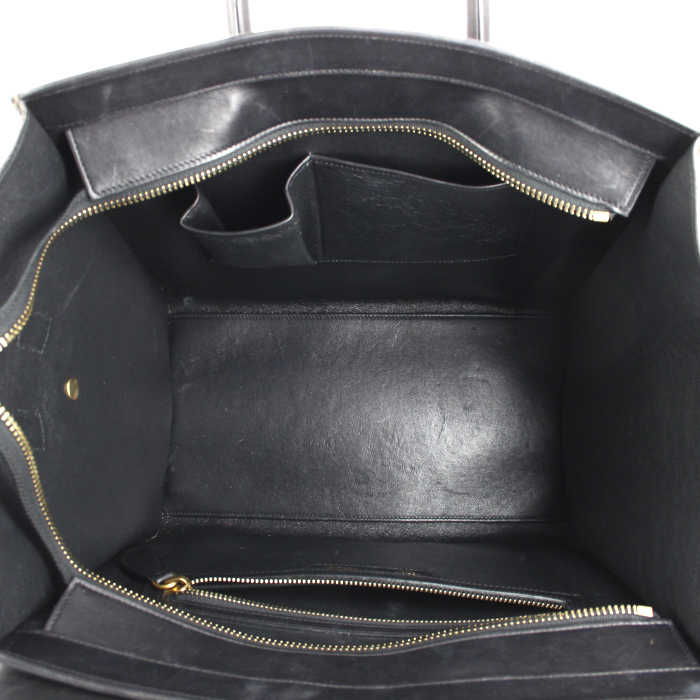 Sac à main Celine Luggage moyen modèle en python rose et vert-kaki et cuir noir - Detail D2